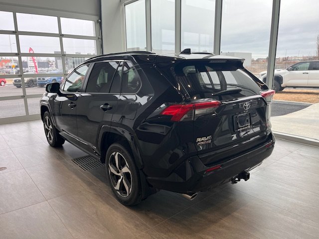 Toyota RAV4 Plug-in Hybrid SE AWD 2023 à Rivière-du-Loup, Québec - 4 - w1024h768px