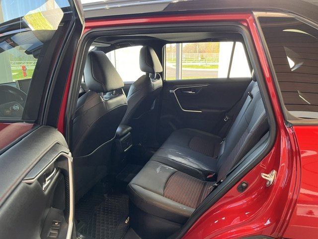 2021 Toyota RAV4 Prime XSE AWD in Rivière-du-Loup, Quebec - 6 - w1024h768px