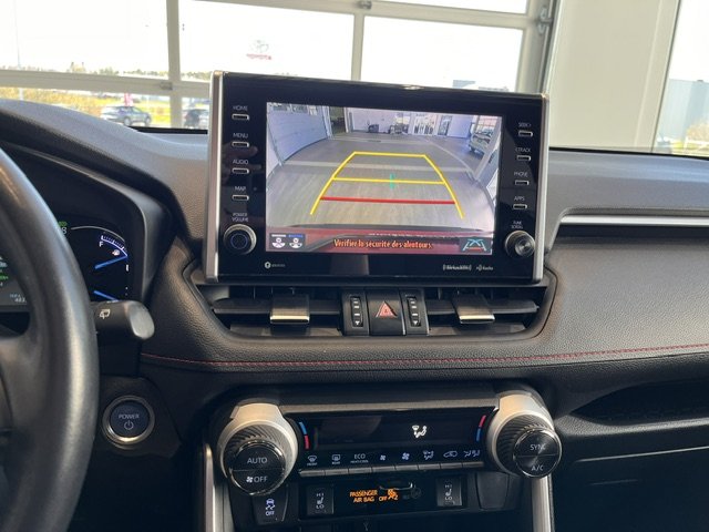 2021 Toyota RAV4 Prime XSE AWD in Rivière-du-Loup, Quebec - 12 - w1024h768px