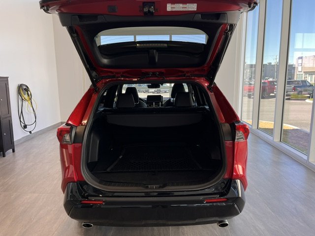 2021 Toyota RAV4 Prime XSE AWD in Rivière-du-Loup, Quebec - 7 - w1024h768px