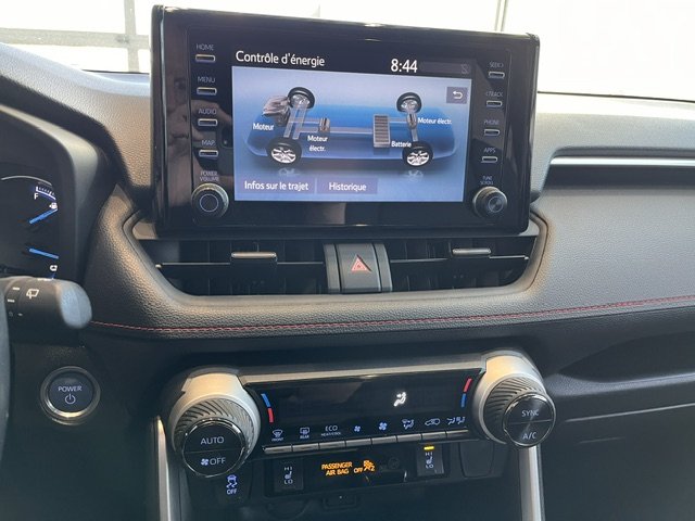 2021 Toyota RAV4 Prime SE AWD in Rivière-du-Loup, Quebec - 11 - w1024h768px