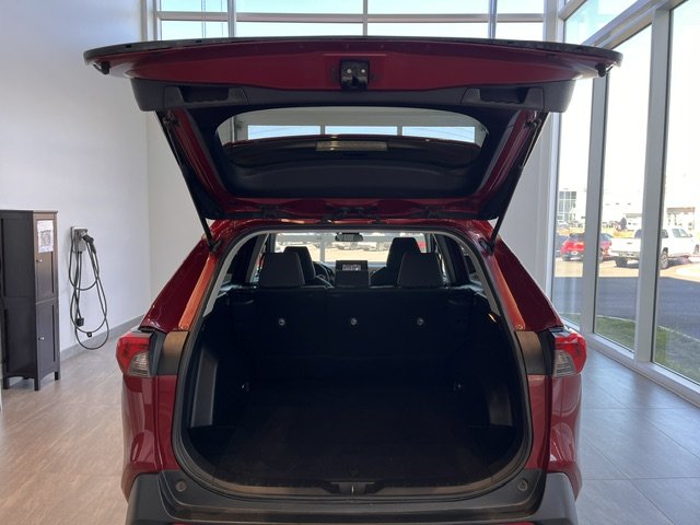 Toyota RAV4 LE AWD 2019 à Rivière-du-Loup, Québec - 7 - w1024h768px