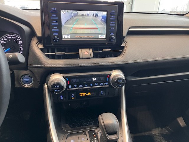 2021 Toyota RAV4 Hybrid XLE in Rivière-du-Loup, Quebec - 11 - w1024h768px