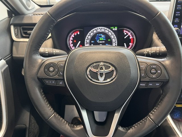 Toyota RAV4 Limited 2022 à Rivière-du-Loup, Québec - 10 - w1024h768px