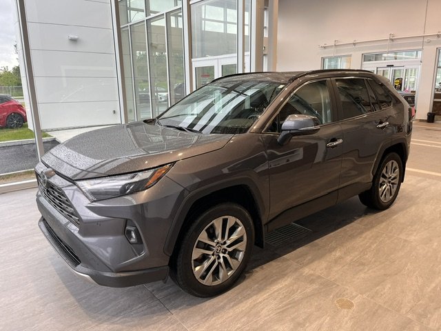 Toyota RAV4 Limited 2022 à Rivière-du-Loup, Québec - 1 - w1024h768px