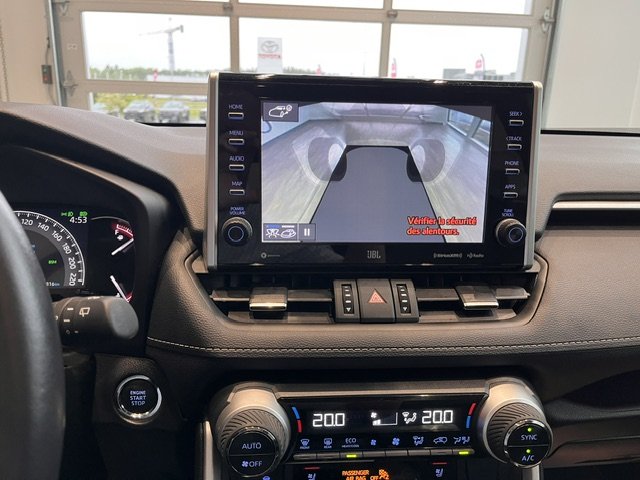 Toyota RAV4 Limited 2022 à Rivière-du-Loup, Québec - 14 - w1024h768px