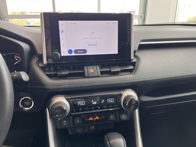 2024 Toyota RAV4 XLE in Rivière-du-Loup, Quebec - 11 - w1024h768px