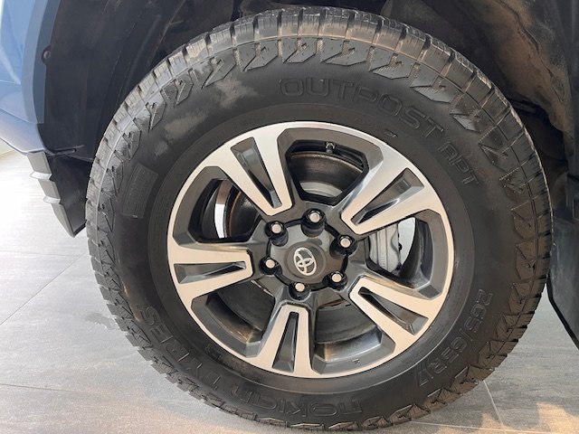 Toyota Tacoma DOUBLE CAB 6A 2019 à Rivière-du-Loup, Québec - 13 - w1024h768px