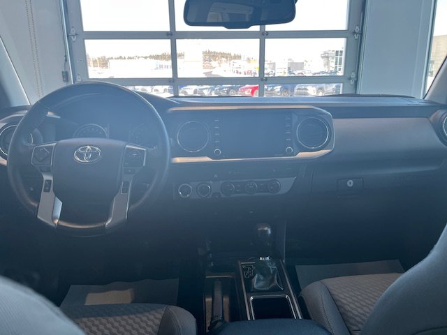 Toyota Tacoma SR5 2023 à Rivière-du-Loup, Québec - 10 - w1024h768px