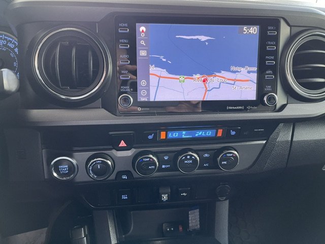 2023 Toyota Tacoma TRD SPORT in Rivière-du-Loup, Quebec - 13 - w1024h768px