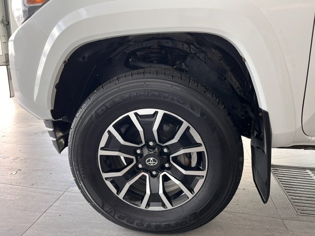 2023 Toyota Tacoma TRD SPORT in Rivière-du-Loup, Quebec - 16 - w1024h768px
