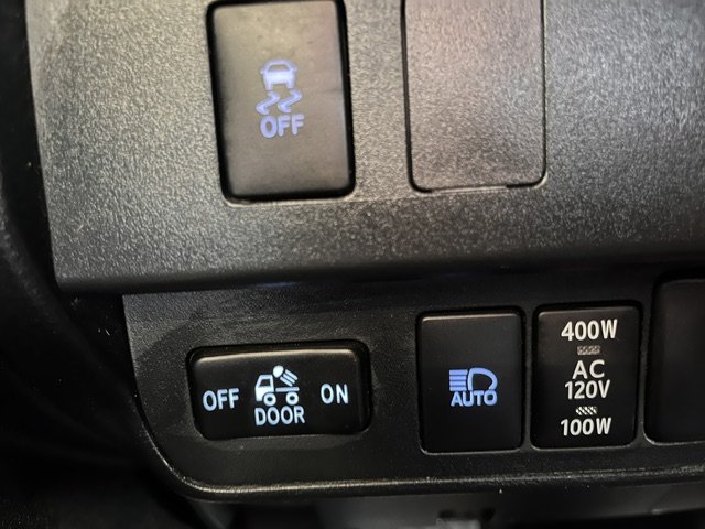 2023 Toyota Tacoma TRD SPORT in Rivière-du-Loup, Quebec - 11 - w1024h768px