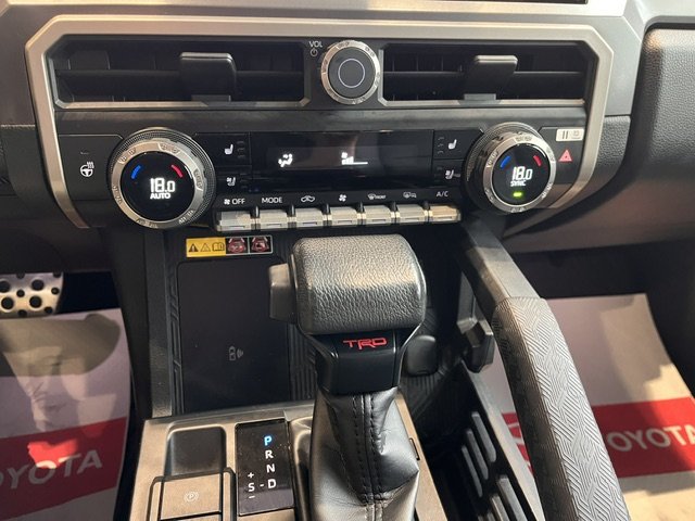 2024 Toyota Tacoma DOUBLE CAB AT in Rivière-du-Loup, Quebec - 15 - w1024h768px