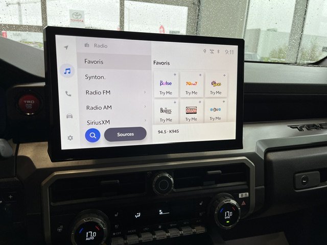 2024 Toyota Tacoma DOUBLE CAB AT in Rivière-du-Loup, Quebec - 13 - w1024h768px