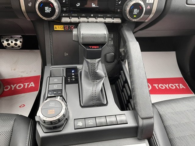 2024 Toyota Tacoma DOUBLE CAB AT in Rivière-du-Loup, Quebec - 16 - w1024h768px