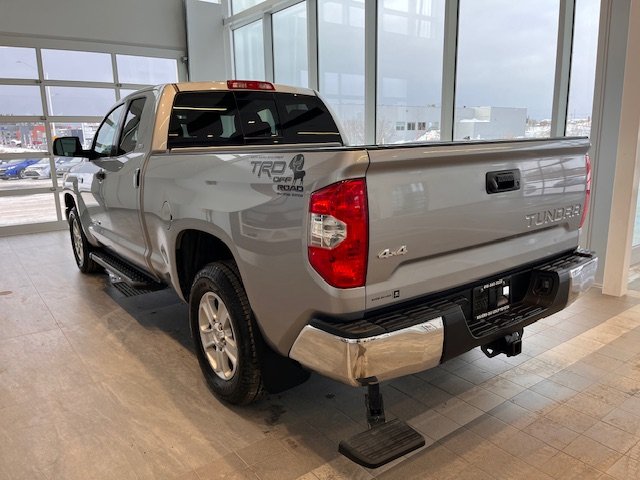 Toyota Tundra SR5 Plus 2017 à Rivière-du-Loup, Québec - 4 - w1024h768px