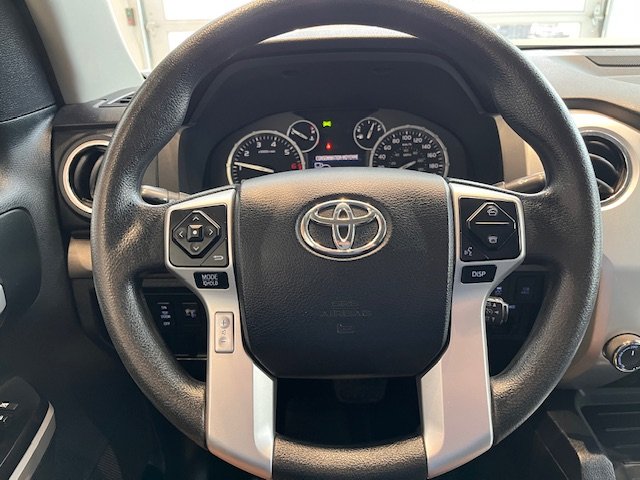 Toyota Tundra SR5 Plus 2017 à Rivière-du-Loup, Québec - 8 - w1024h768px