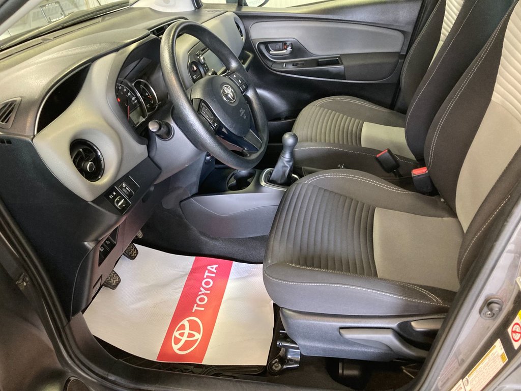 Yaris Hatchback 5DR LE 5M 2018 à Rivière-du-Loup, Québec - 5 - w1024h768px