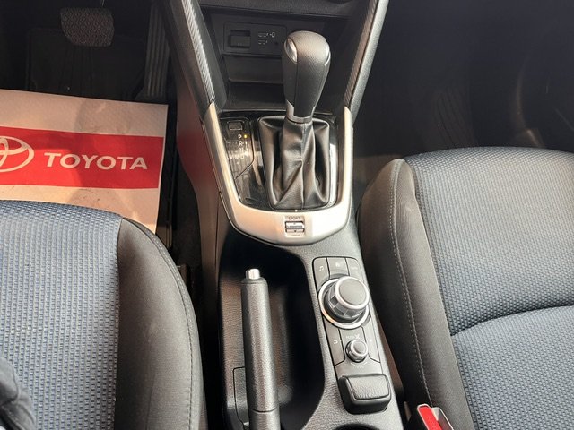 Toyota Yaris Hatchback BASE 2020 à Rivière-du-Loup, Québec - 14 - w1024h768px