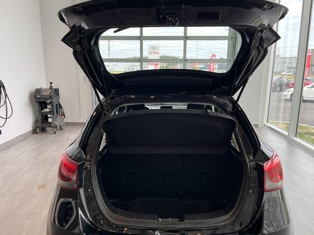 Toyota Yaris Hatchback BASE 2020 à Rivière-du-Loup, Québec - 7 - w1024h768px