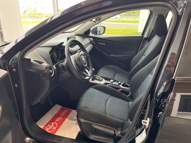 Toyota Yaris Hatchback BASE 2020 à Rivière-du-Loup, Québec - 5 - w1024h768px