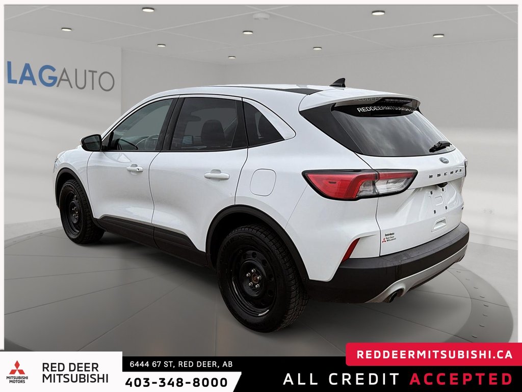 2020 Ford Escape SE-3