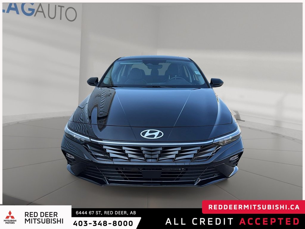 2025 Hyundai Elantra Hybrid Luxury-1