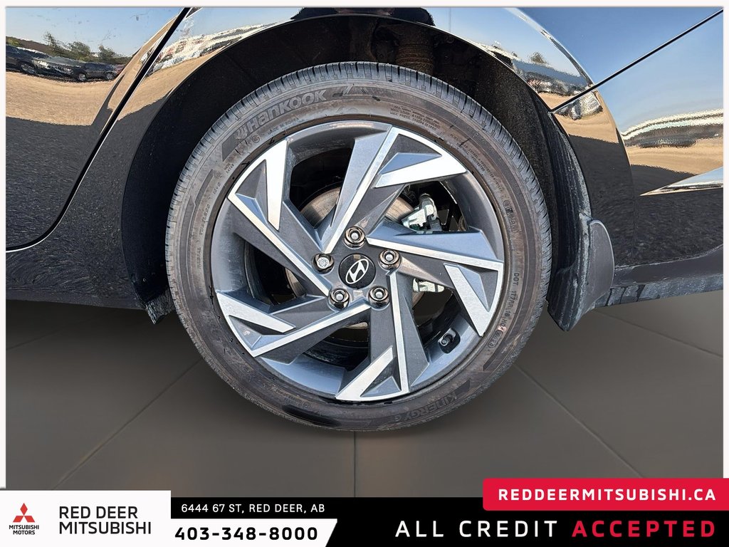 2025 Hyundai Elantra Hybrid Luxury-6