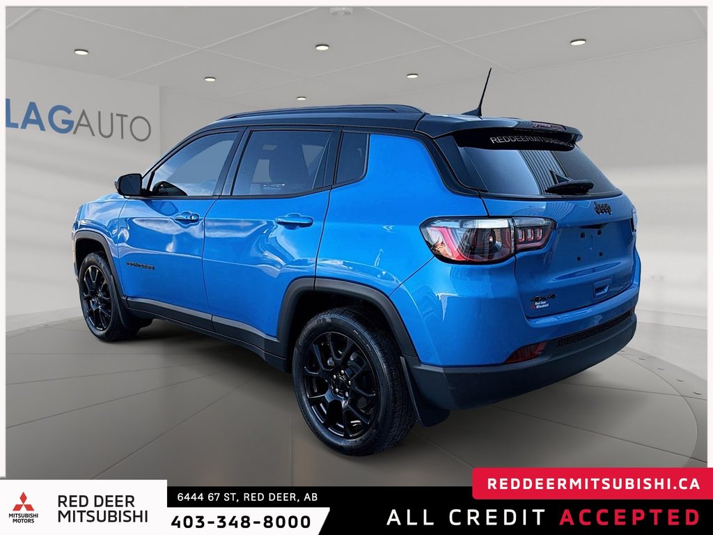 2023 Jeep Compass Altitude-3