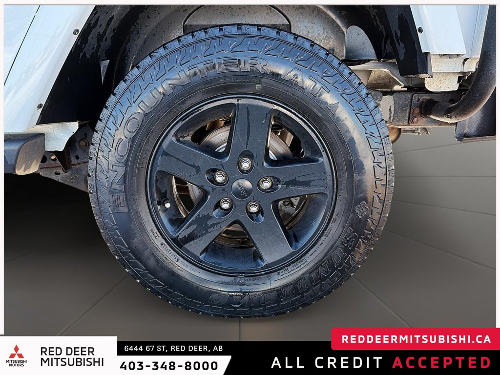 2017 Jeep Wrangler Unlimited Sahara-6