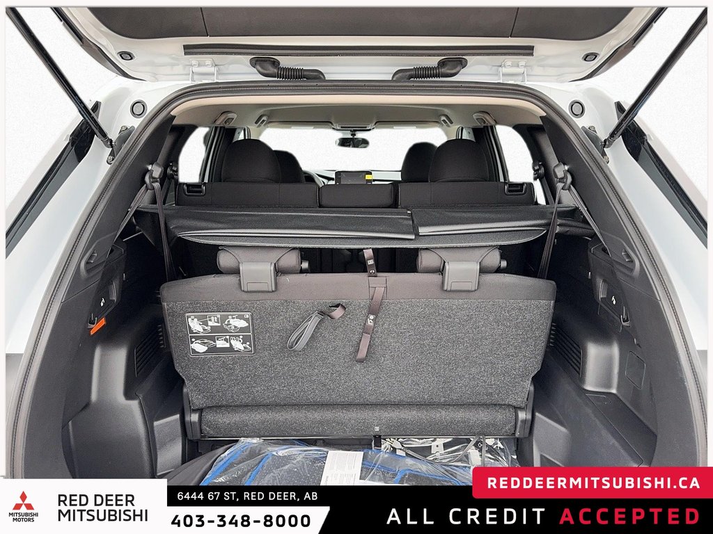 2025 Mitsubishi Outlander Plug-in Hybrid ES S-AWC-5