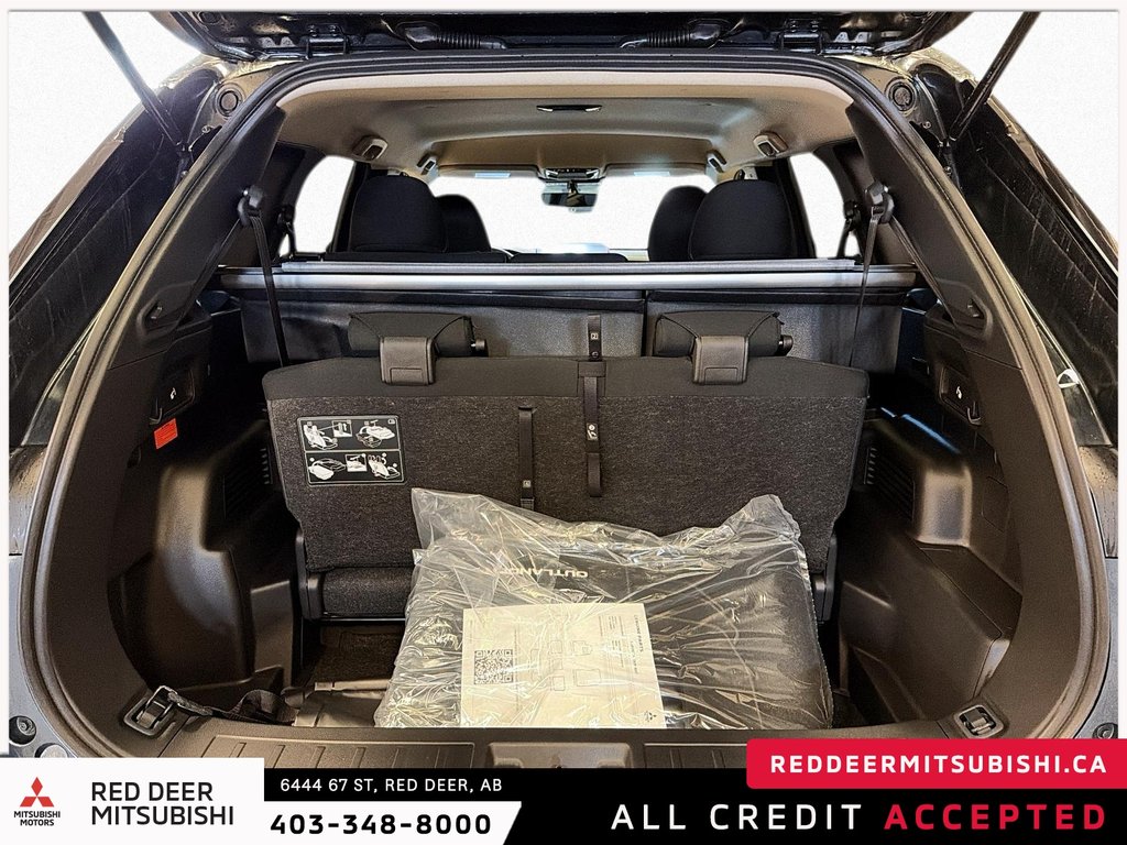 2026 Mitsubishi Outlander Plug-in Hybrid ES S-AWC-5