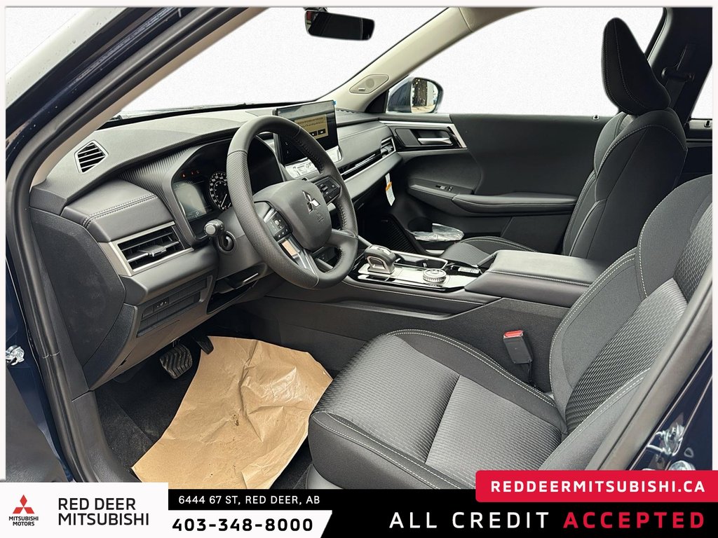 2025 Mitsubishi Outlander ES S-AWC-7