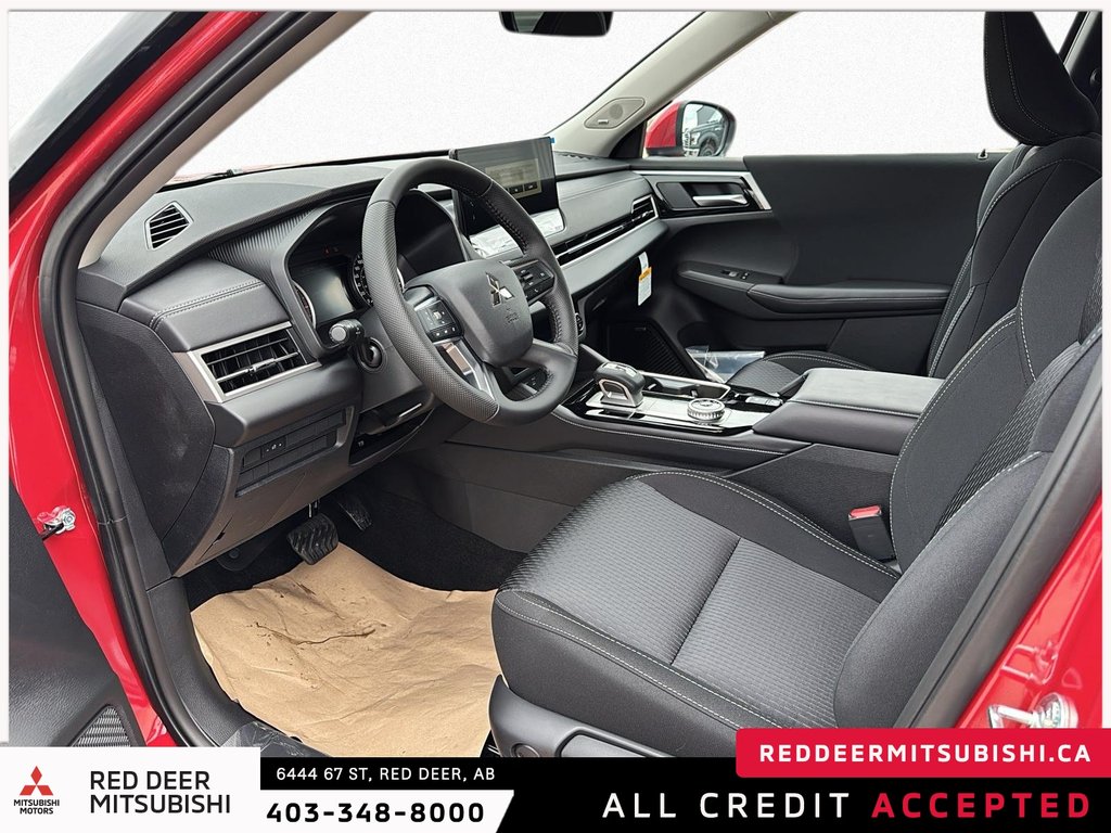 2025 Mitsubishi Outlander ES S-AWC-7