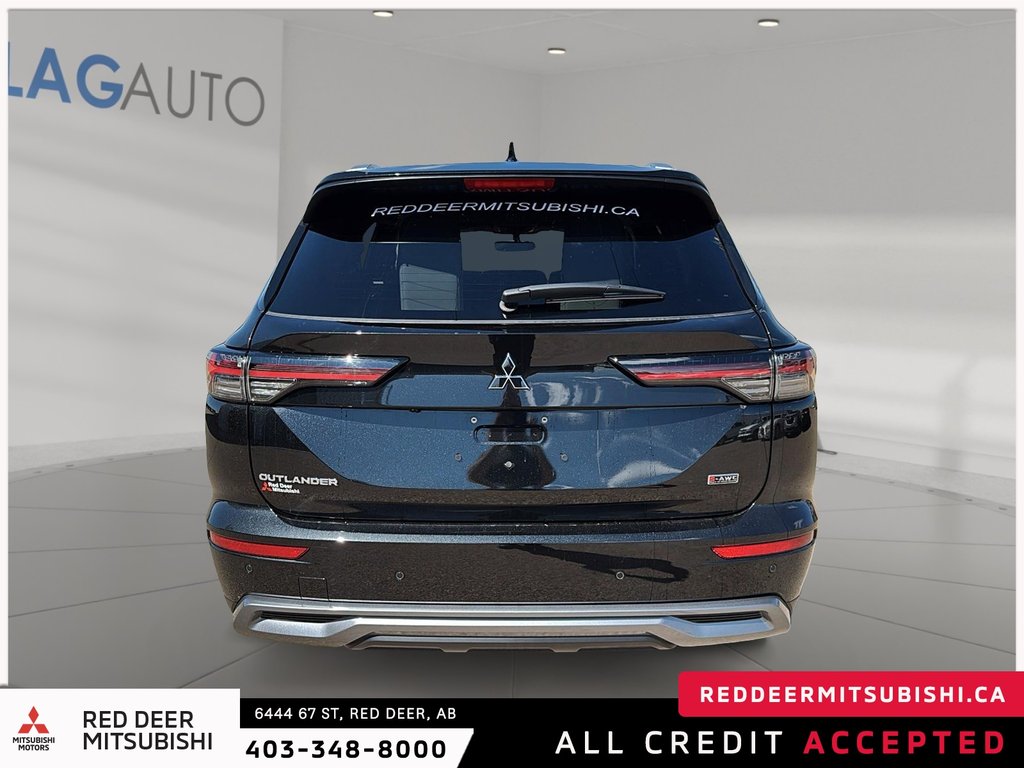 2025 Mitsubishi Outlander LE S-AWC-2