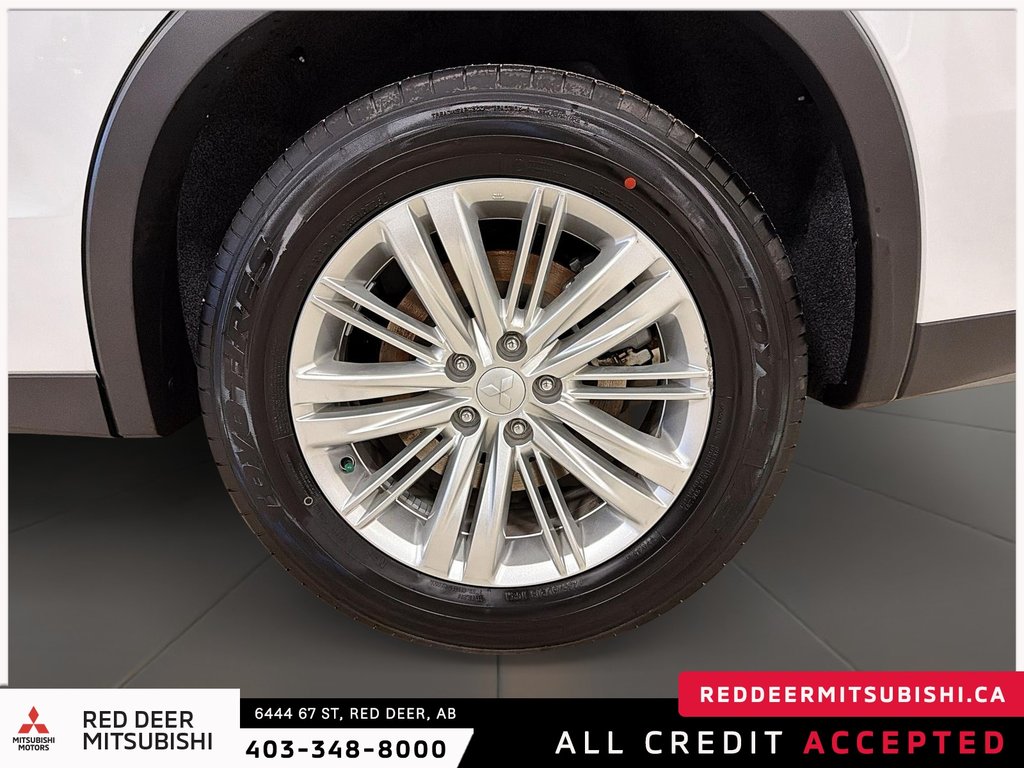 2025 Mitsubishi Outlander SE-7