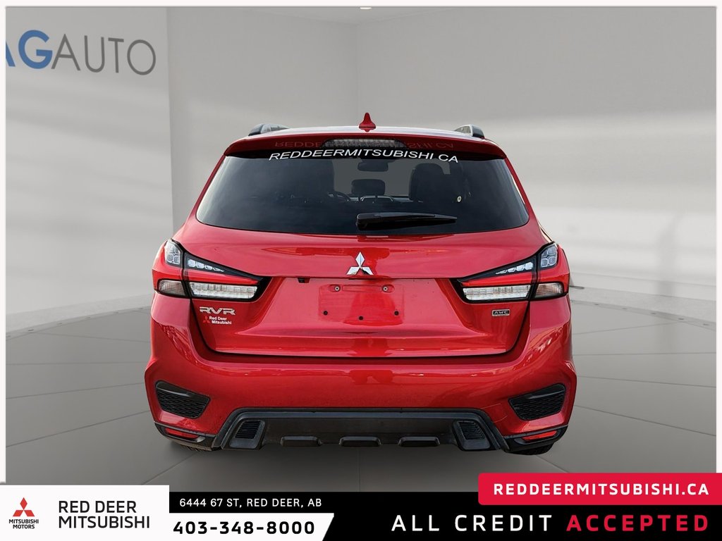 2024 Mitsubishi RVR GT-2