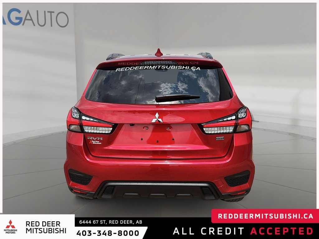 2025 Mitsubishi RVR SEL AWC-2