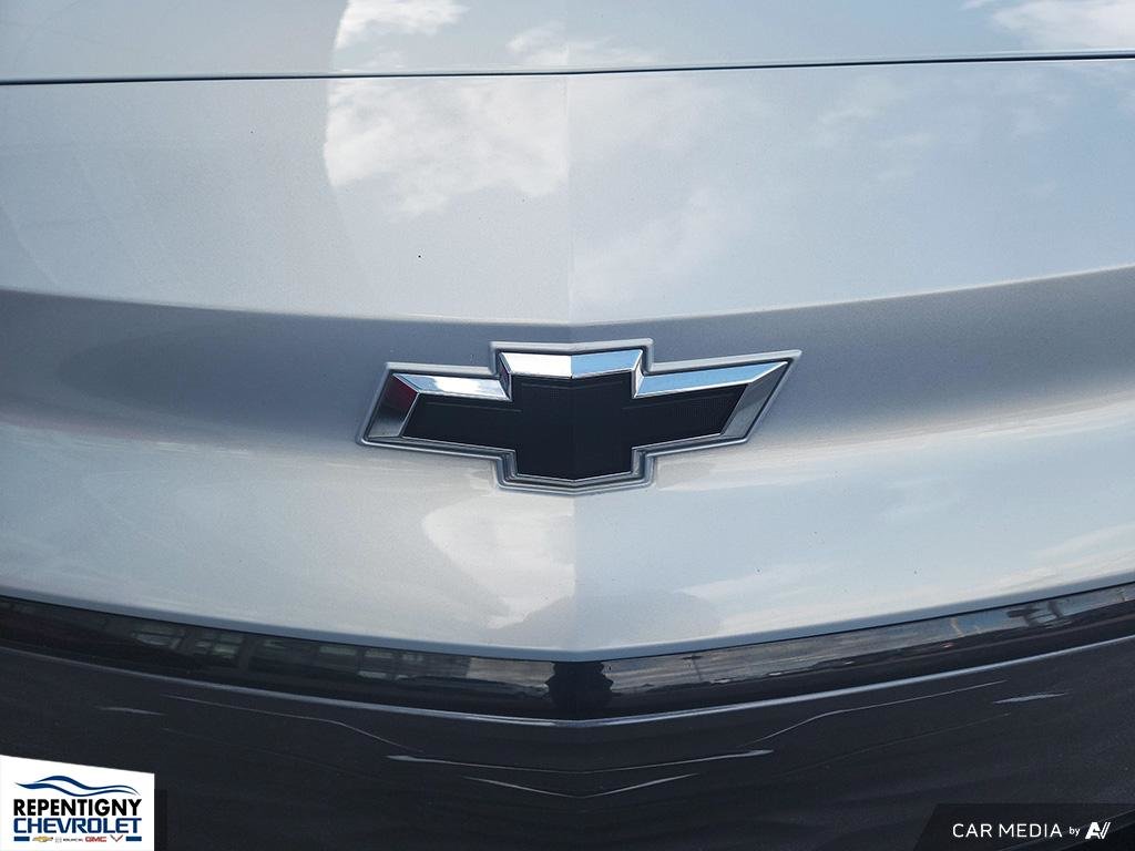 2023 Chevrolet BOLT EUV LT in Charlemagne, Quebec - 8 - w1024h768px