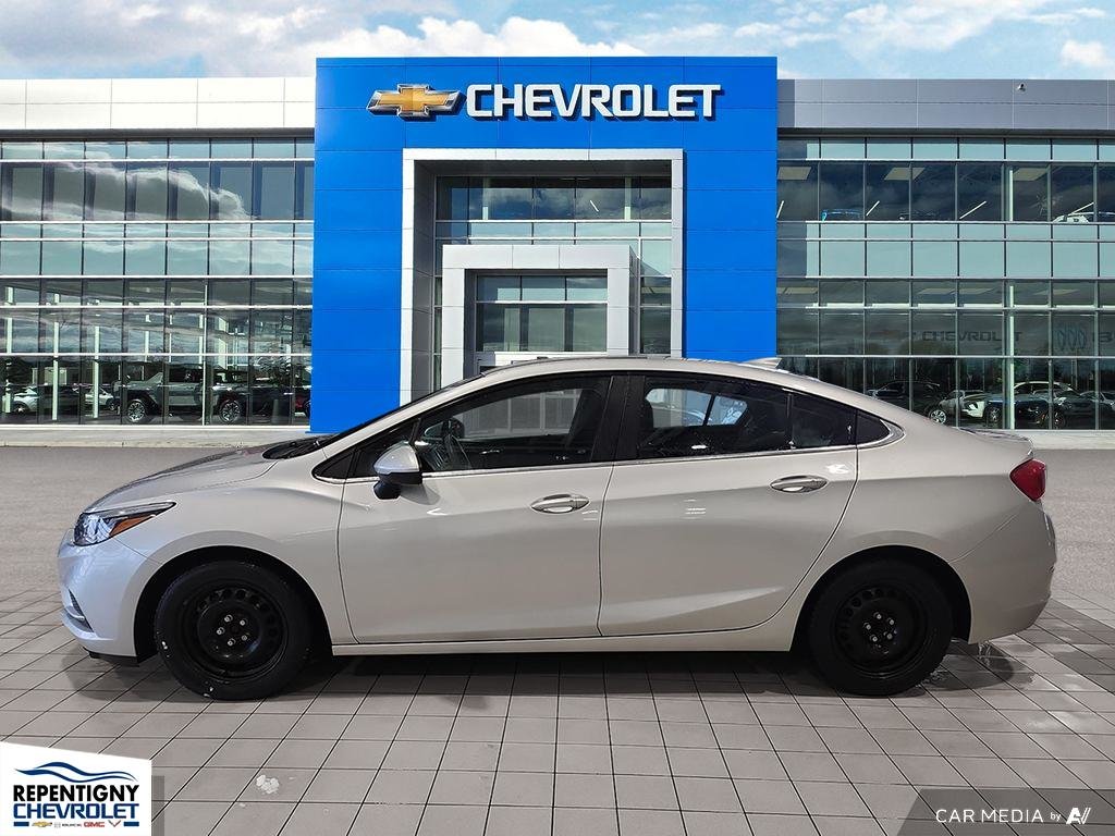 Chevrolet Cruze LT 2017 à Charlemagne, Québec - 3 - w1024h768px