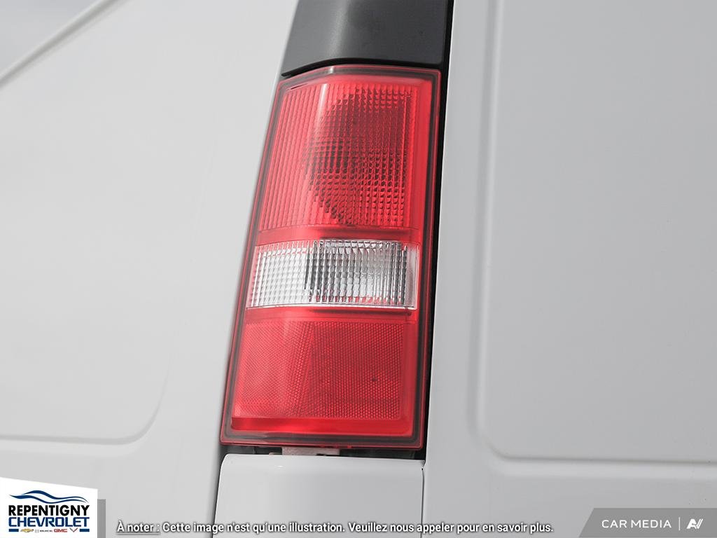 2024 Chevrolet Express Cargo 2500 WT 155'' in Charlemagne, Quebec - 11 - w1024h768px