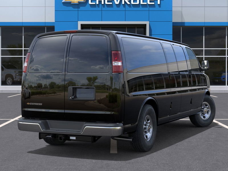 2025 Chevrolet Express Cargo 2500 WT 155'' in Charlemagne, Quebec - 4 - w1024h768px