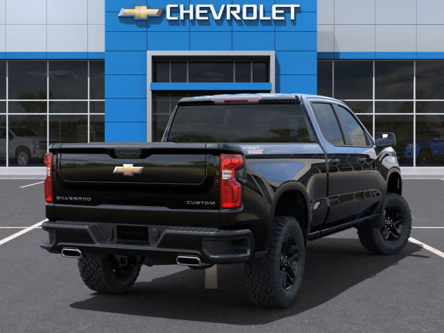 2025 Chevrolet Silverado 1500 Custom Trail Boss in Charlemagne, Quebec - 4 - w1024h768px