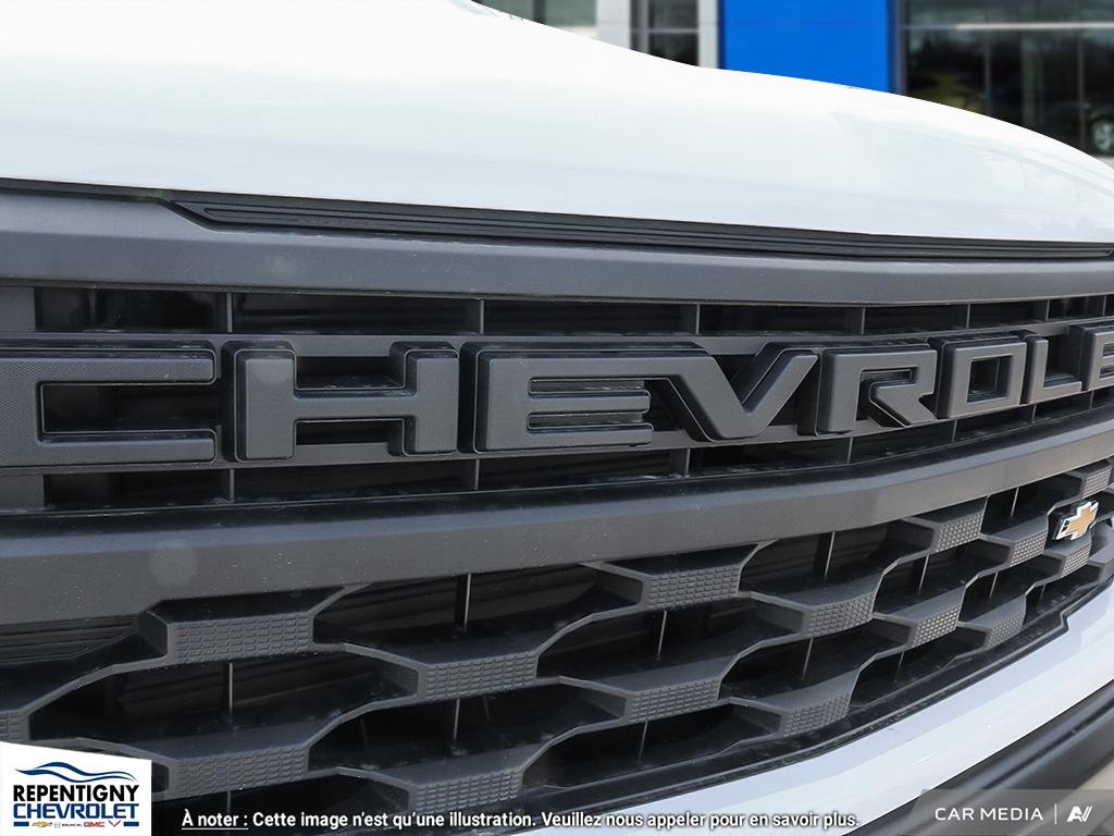 Chevrolet Silverado 1500 WT 2025 à Charlemagne, Québec - 9 - w1024h768px