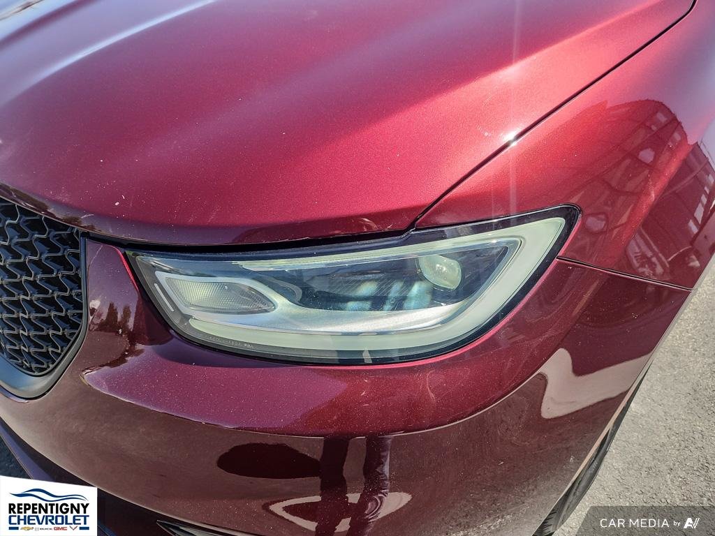 2022 Chrysler Pacifica Hybrid Touring  S  HYBRID PLUG IN in Charlemagne, Quebec - 7 - w1024h768px