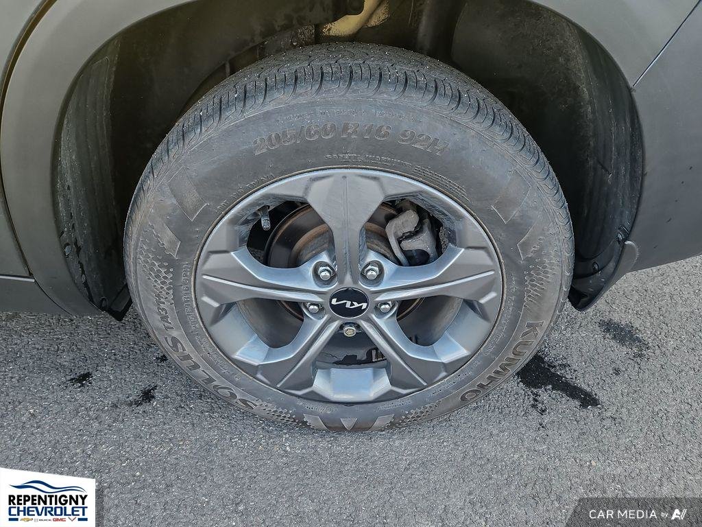 Kia Seltos LX 2022 à Charlemagne, Québec - 6 - w1024h768px
