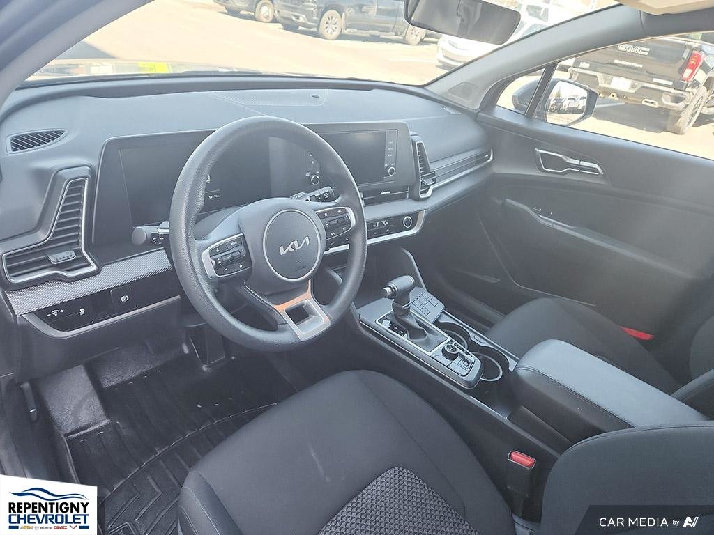 Kia Sportage LX ,AWD 2023 à Charlemagne, Québec - 11 - w1024h768px