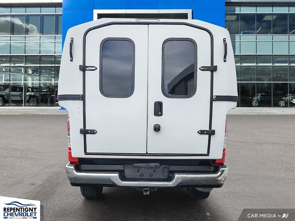 2022 Ram 1500 Tradesman in Charlemagne, Quebec - 5 - w1024h768px