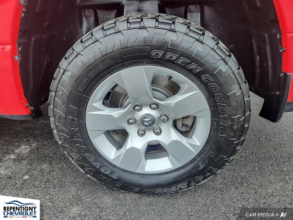 2022 Ram 1500 Tradesman in Charlemagne, Quebec - 6 - w1024h768px