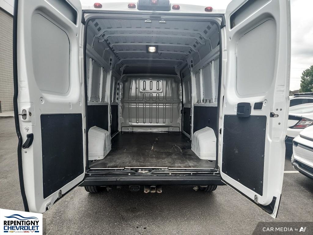 Ram ProMaster Cargo Van TOIT SURÉLEVÉ 2023 à Charlemagne, Québec - 10 - w1024h768px